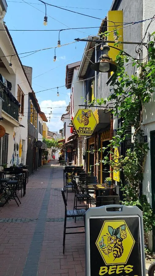 Condo Reina, Kusadası