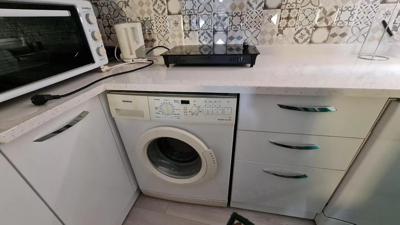 Condo Reina, Kusadası Appartement